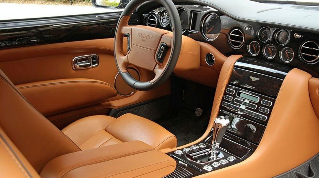 2023 Bentley Brooklands Interior